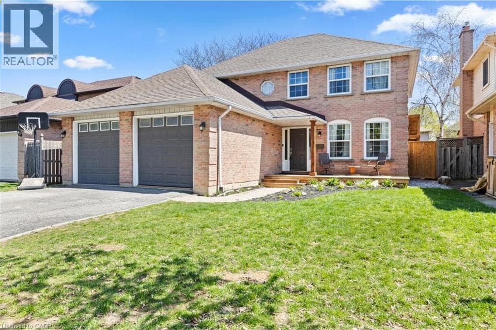 Single Family at 1169 VANSICKLE Road, St. Catharines, Ontario - Photo 3 - RE/MAX Garden City Realty