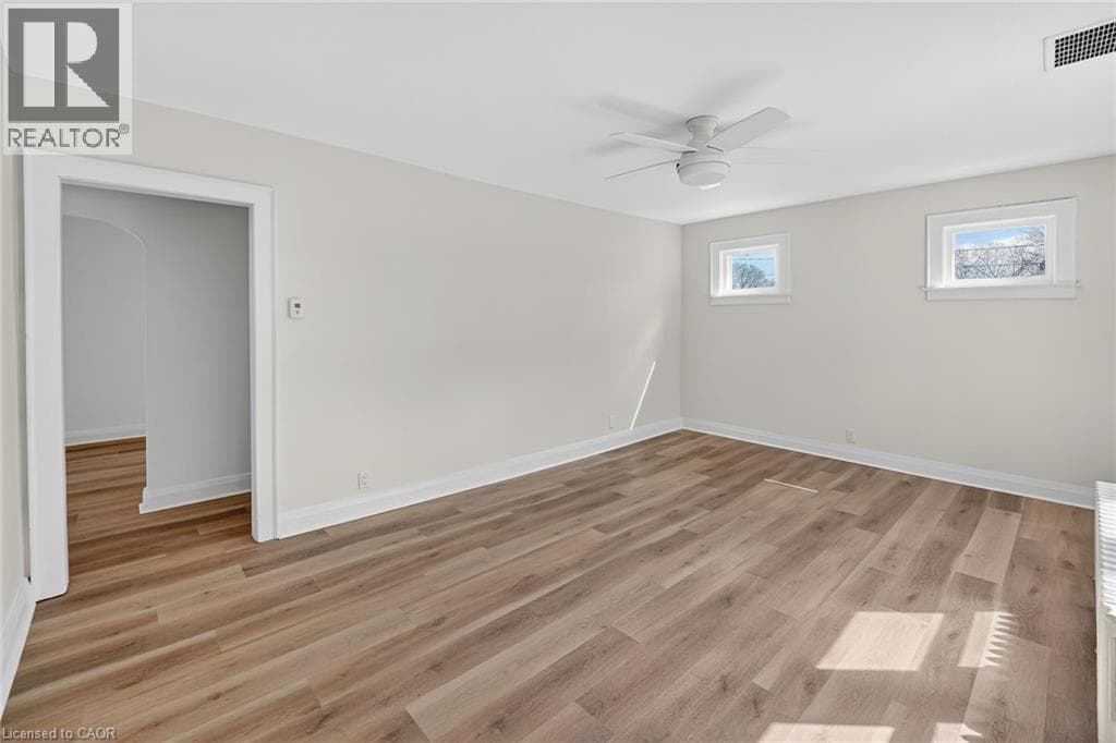 Single Family at 29 ROSEMOUNT Avenue, Port Colborne, Ontario - Photo 7 - RE/MAX Garden City Realty