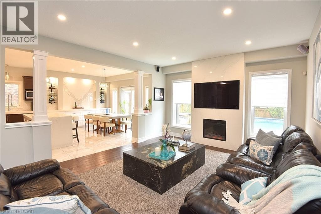 Single Family at 74 LAMPMAN Drive, Grimsby, Ontario - Photo 10 - RE/MAX Garden City Realty