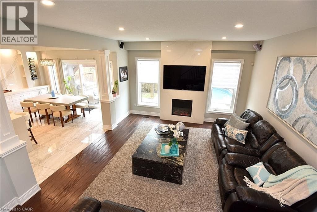 Single Family at 74 LAMPMAN Drive, Grimsby, Ontario - Photo 8 - RE/MAX Garden City Realty
