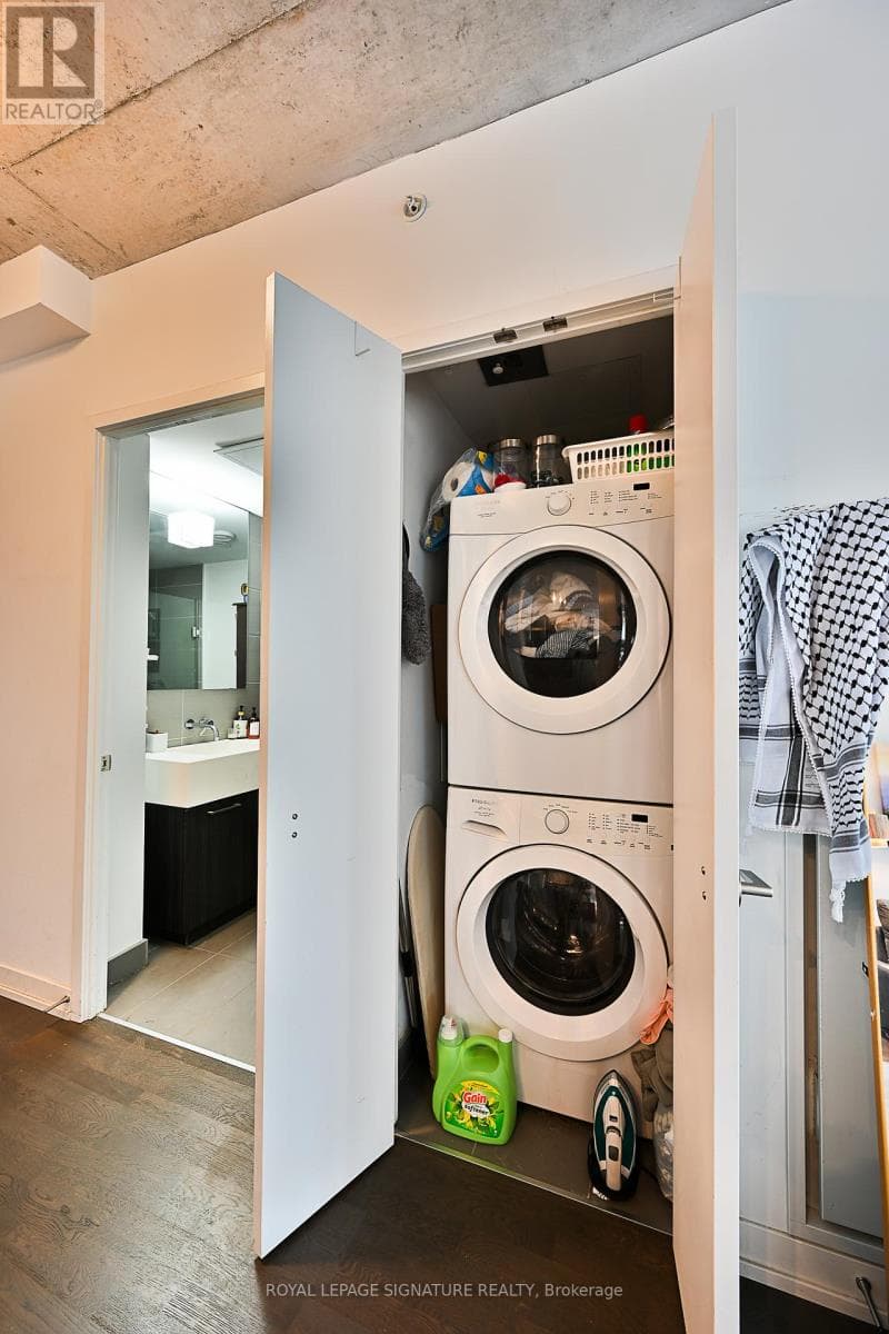 Single Family at 601- 560 King Street, Toronto (Waterfront Communities), Ontario - Photo 7 - RE/MAX Garden City Realty