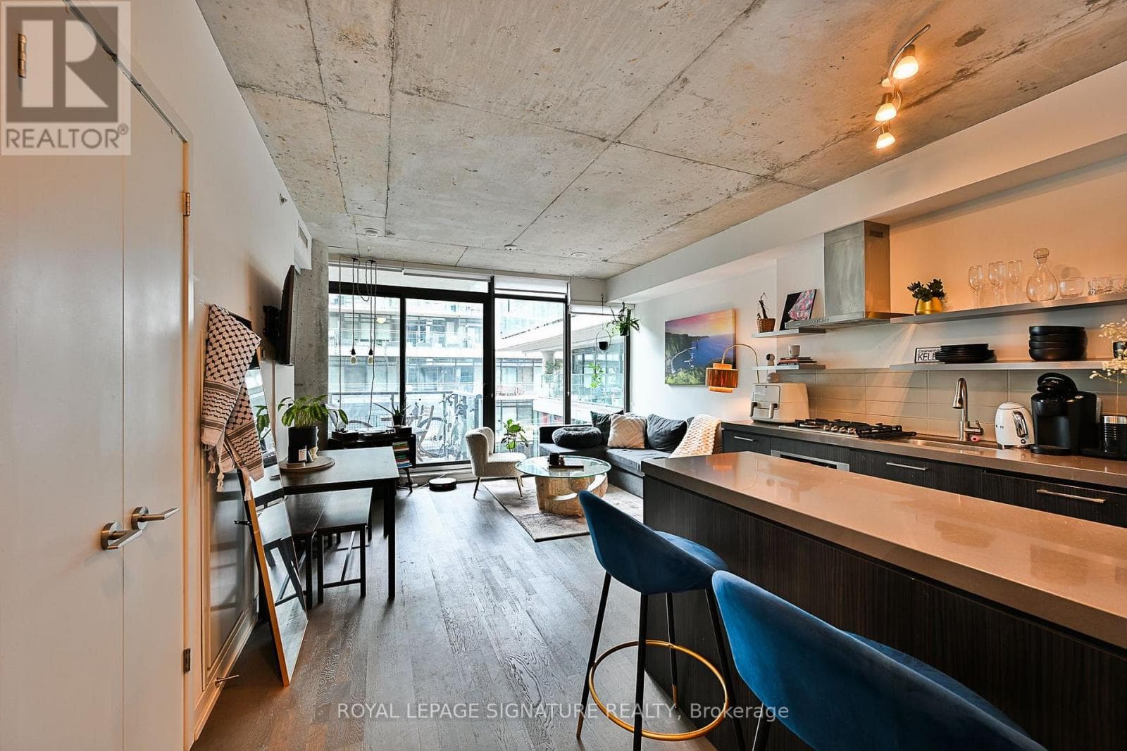 Single Family at 601- 560 King Street, Toronto (Waterfront Communities), Ontario - Photo 8 - RE/MAX Garden City Realty