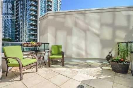 Single Family at 503- 12 Yonge Street, Toronto (Waterfront Communities), Ontario - Photo 2 - RE/MAX Garden City Realty
