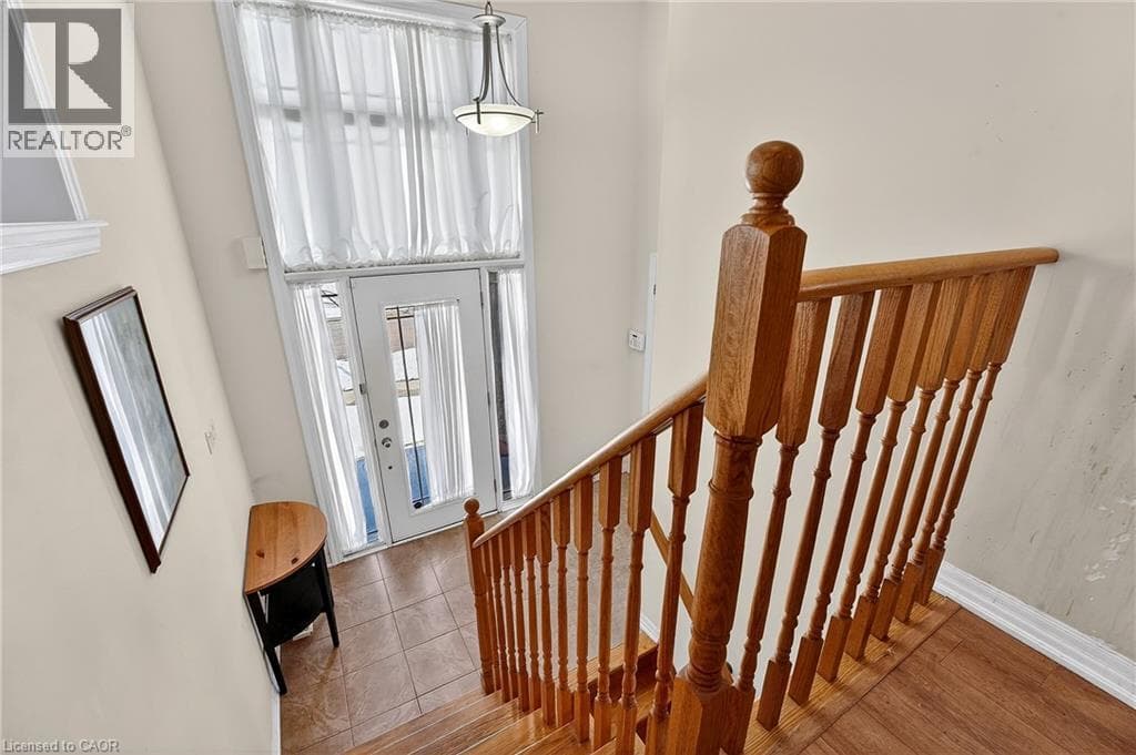 Single Family at 48 CANNERY Drive, Niagara-on-the-Lake, Ontario - Photo 5 - RE/MAX Garden City Realty