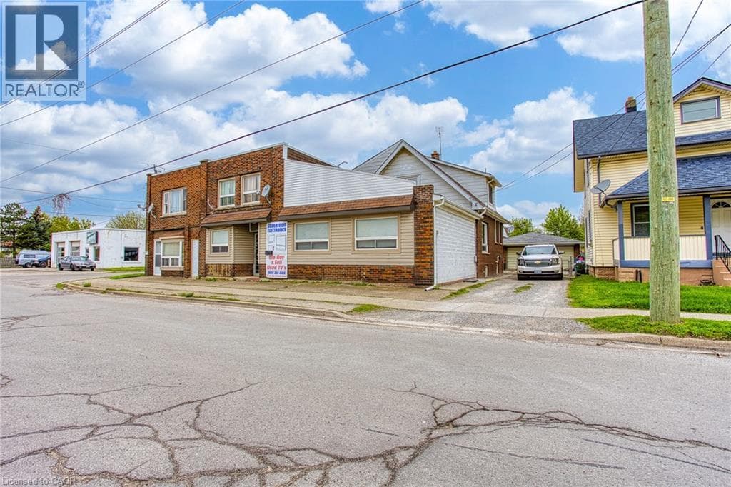 Multi-family at 4727 FERGUSON Street, Niagara Falls, Ontario - Photo 2 - RE/MAX Garden City Realty