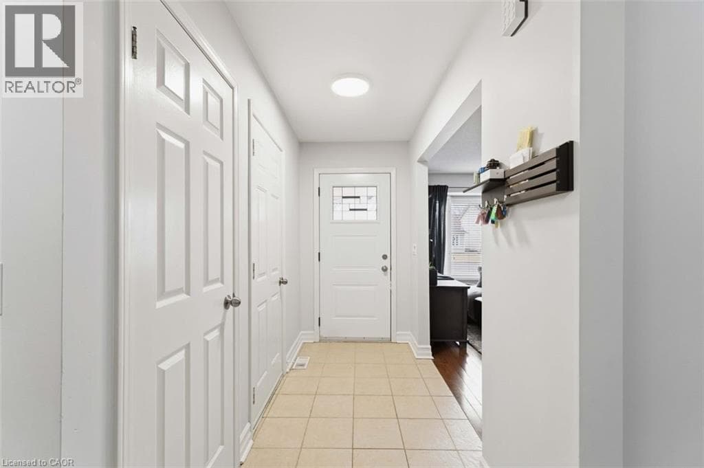 Single Family at 41 EASTWOOD Drive, Welland, Ontario - Photo 10 - RE/MAX Garden City Realty