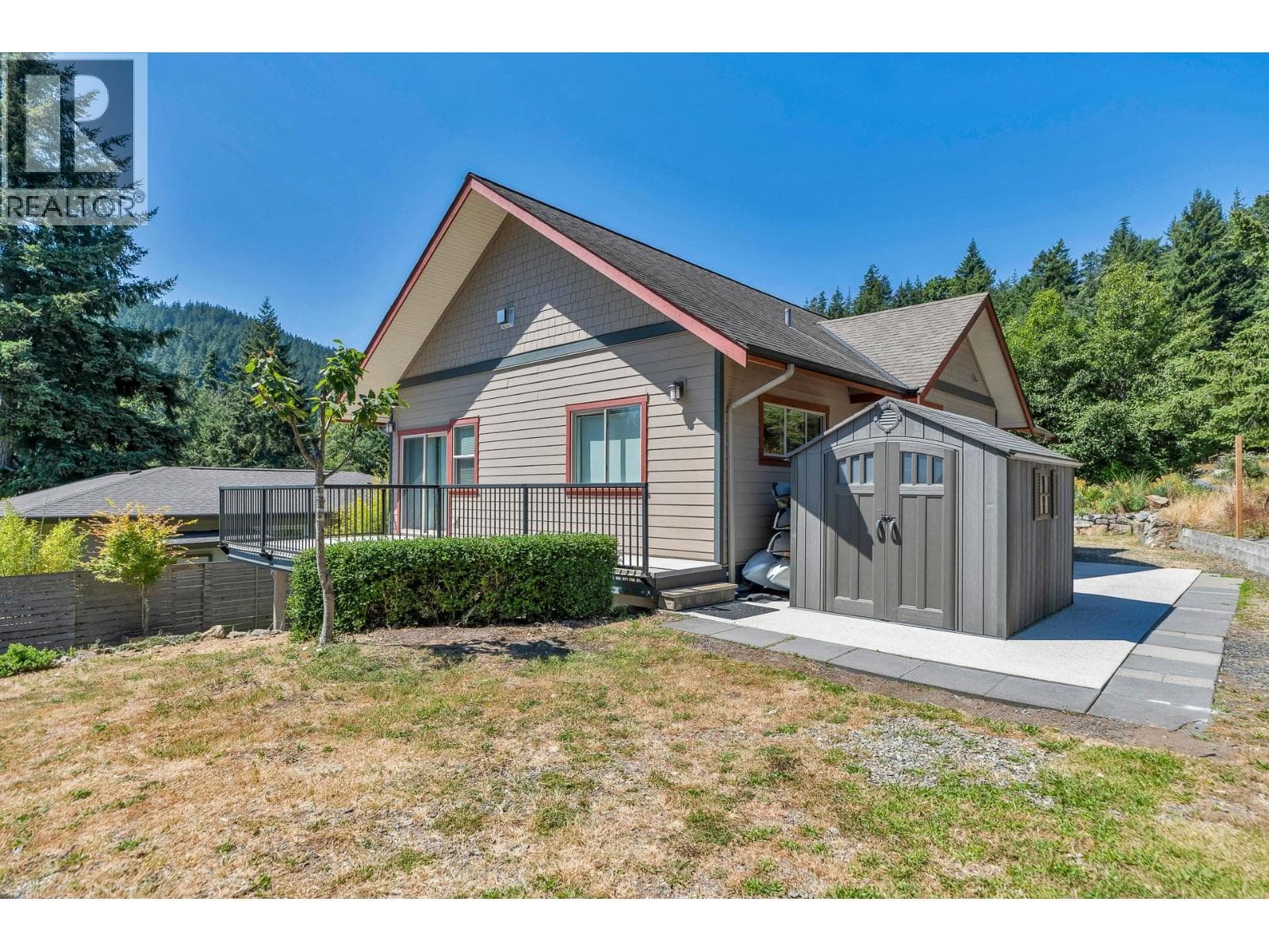 Single Family at 931 RIVENDELL Drive, Bowen Island, British Columbia - Photo 6 - RE/MAX Garden City Realty