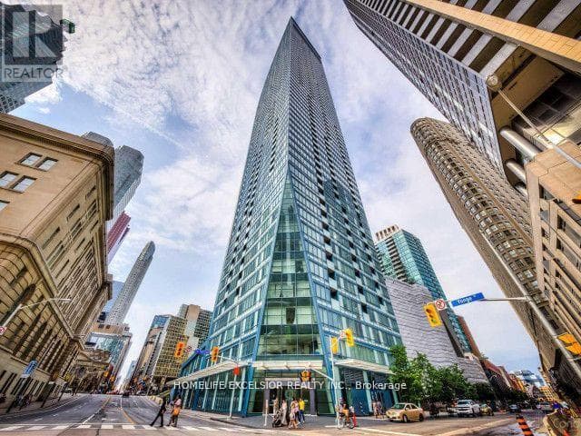 4204- 8 The Esplanade Street