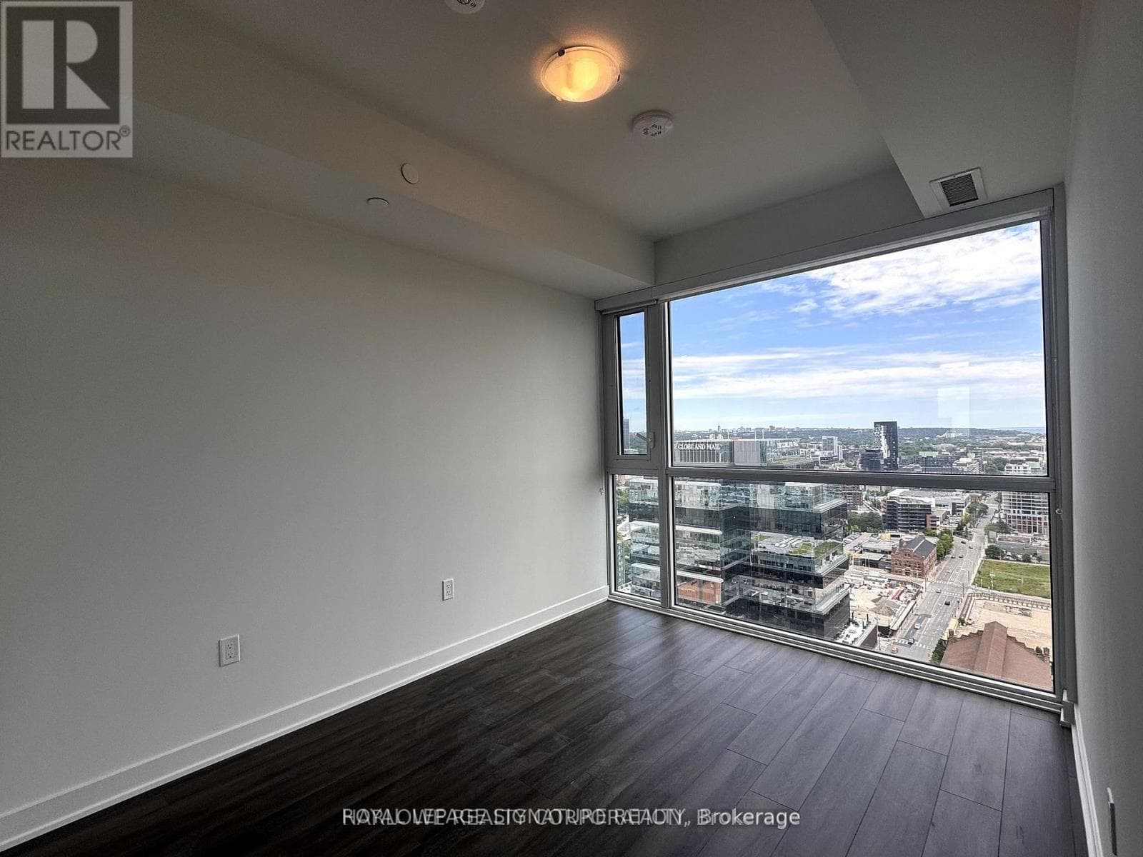 Single Family at LPH2904- 70 Princess Street, Toronto (Waterfront Communities), Ontario - Photo 6 - RE/MAX Garden City Realty