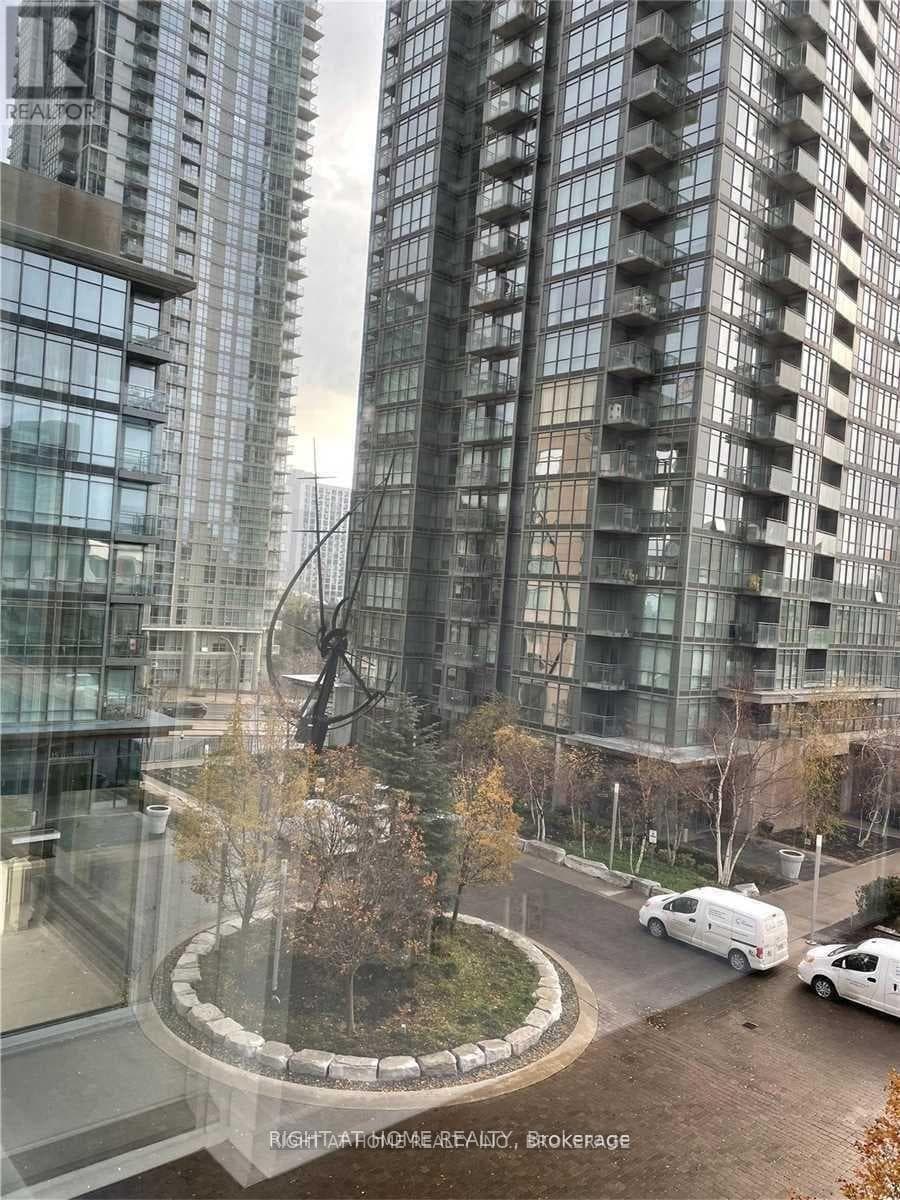 510- 15 Fort York Boulevard