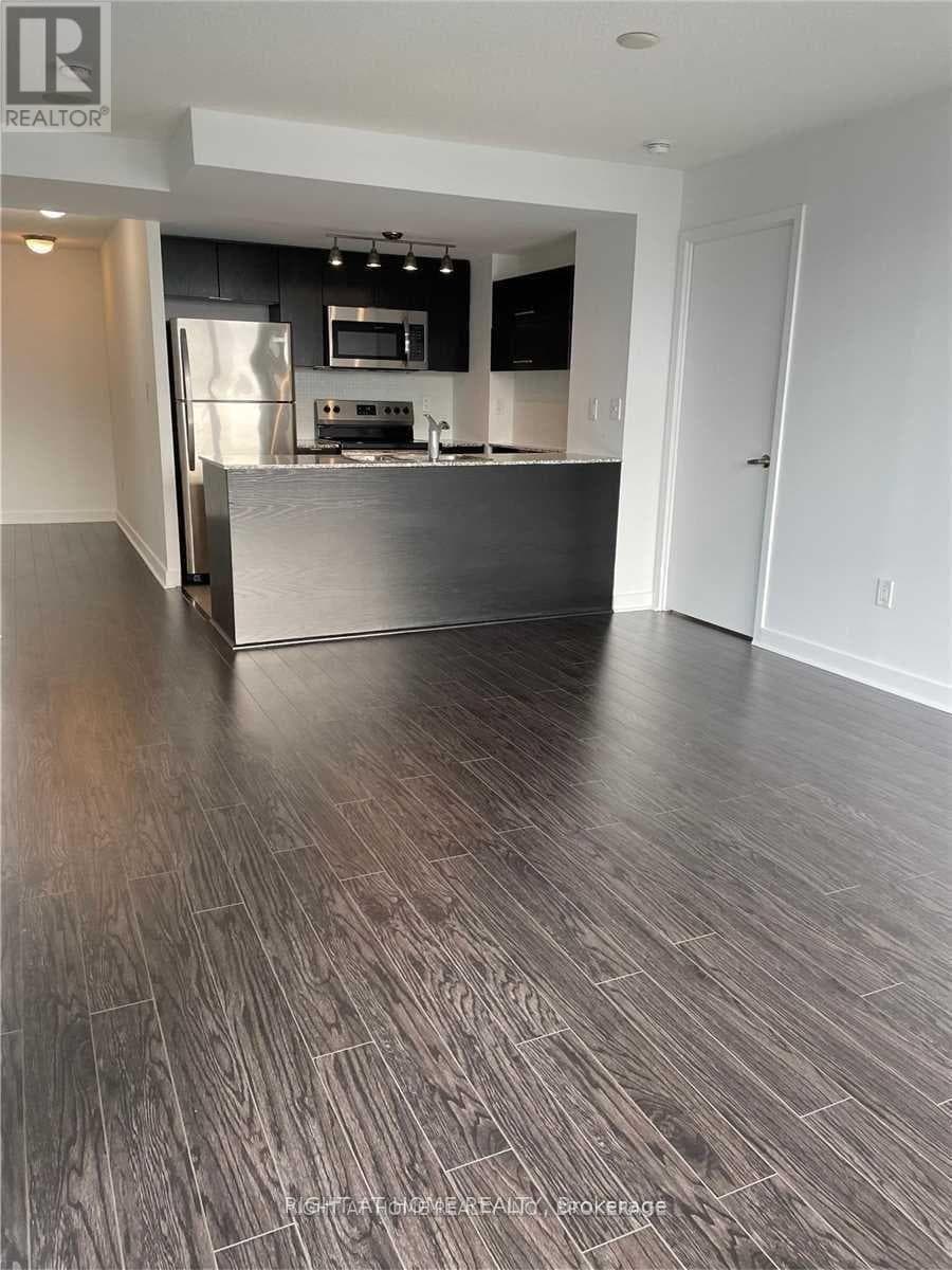 Single Family at 510- 15 Fort York Boulevard, Toronto (Waterfront Communities), Ontario - Photo 7 - RE/MAX Garden City Realty