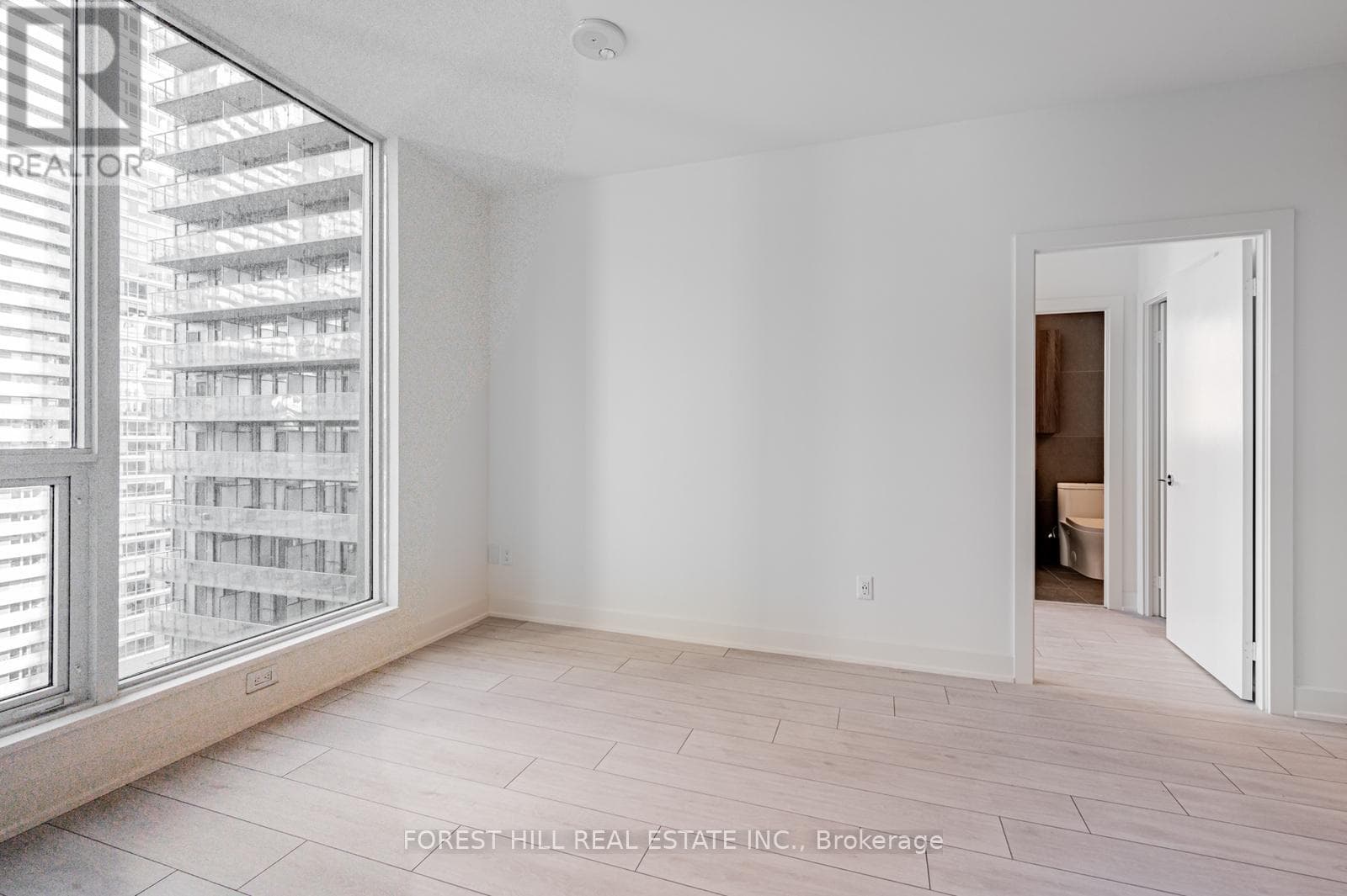 Single Family at 1905- 15 Mercer Street, Toronto (Waterfront Communities), Ontario - Photo 10 - RE/MAX Garden City Realty