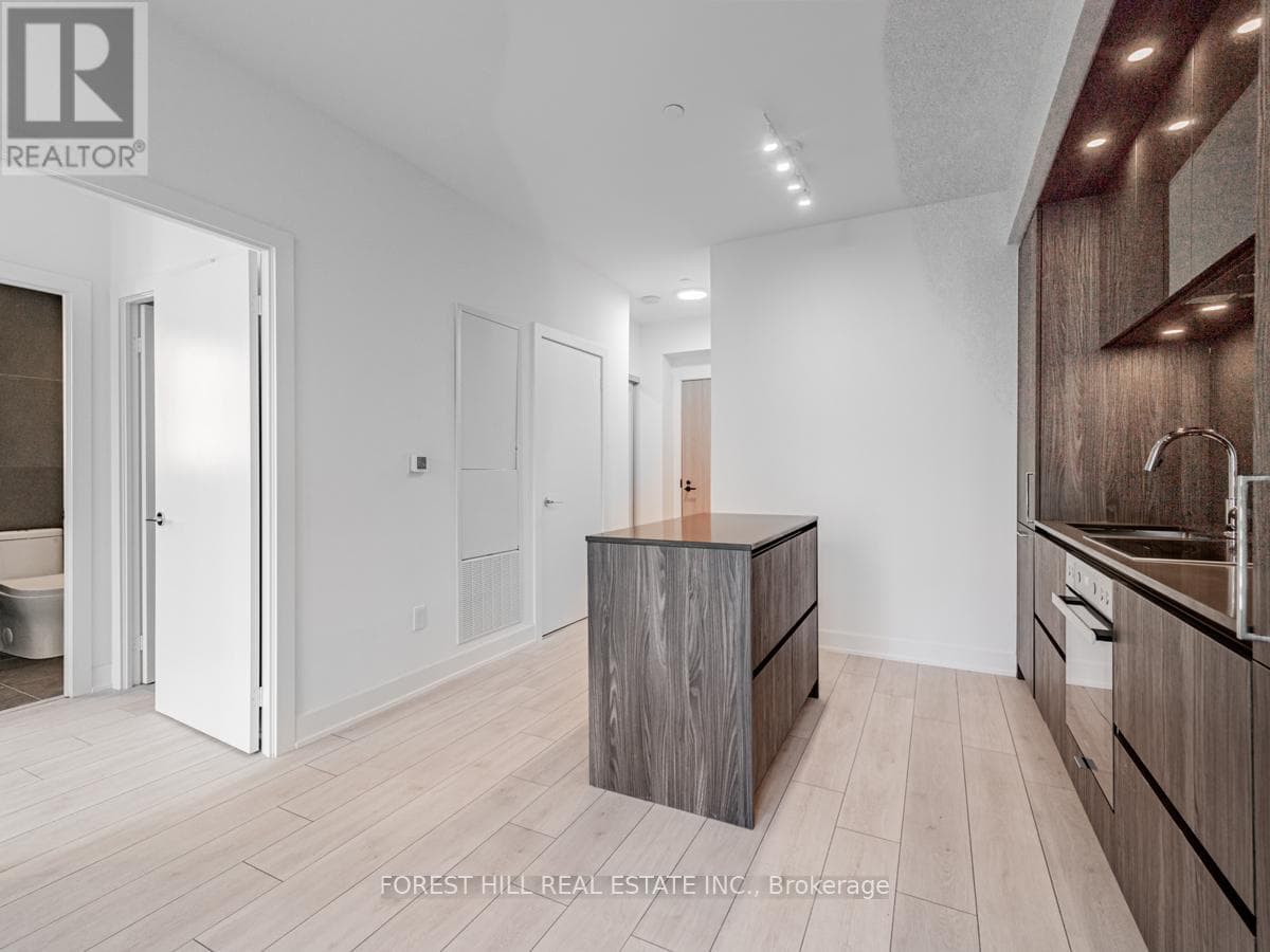 Single Family at 1905- 15 Mercer Street, Toronto (Waterfront Communities), Ontario - Photo 6 - RE/MAX Garden City Realty