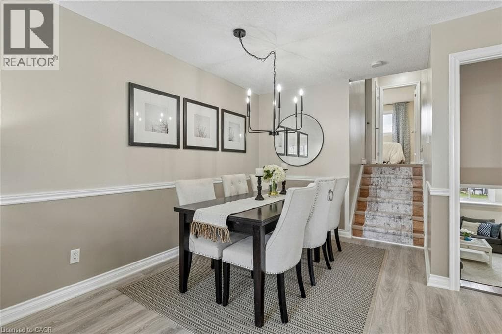 Single Family at 31 MAYFAIR Drive, Welland, Ontario - Photo 9 - RE/MAX Garden City Realty