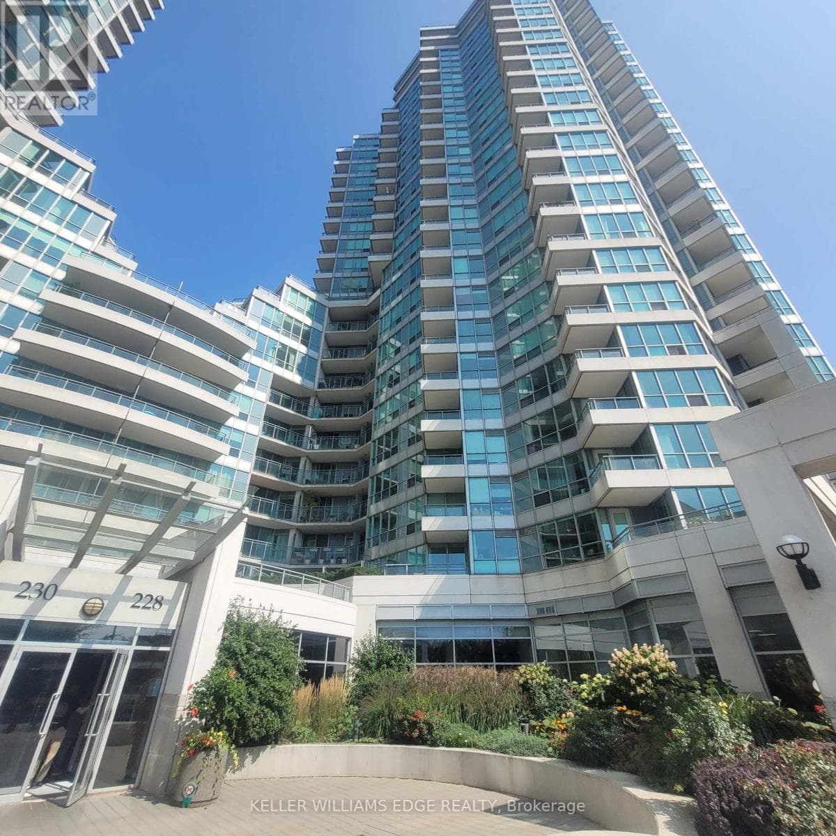 Single Family at 2203- 228 Queens Quay, Toronto (Waterfront Communities), Ontario - Photo 1 - RE/MAX Garden City Realty