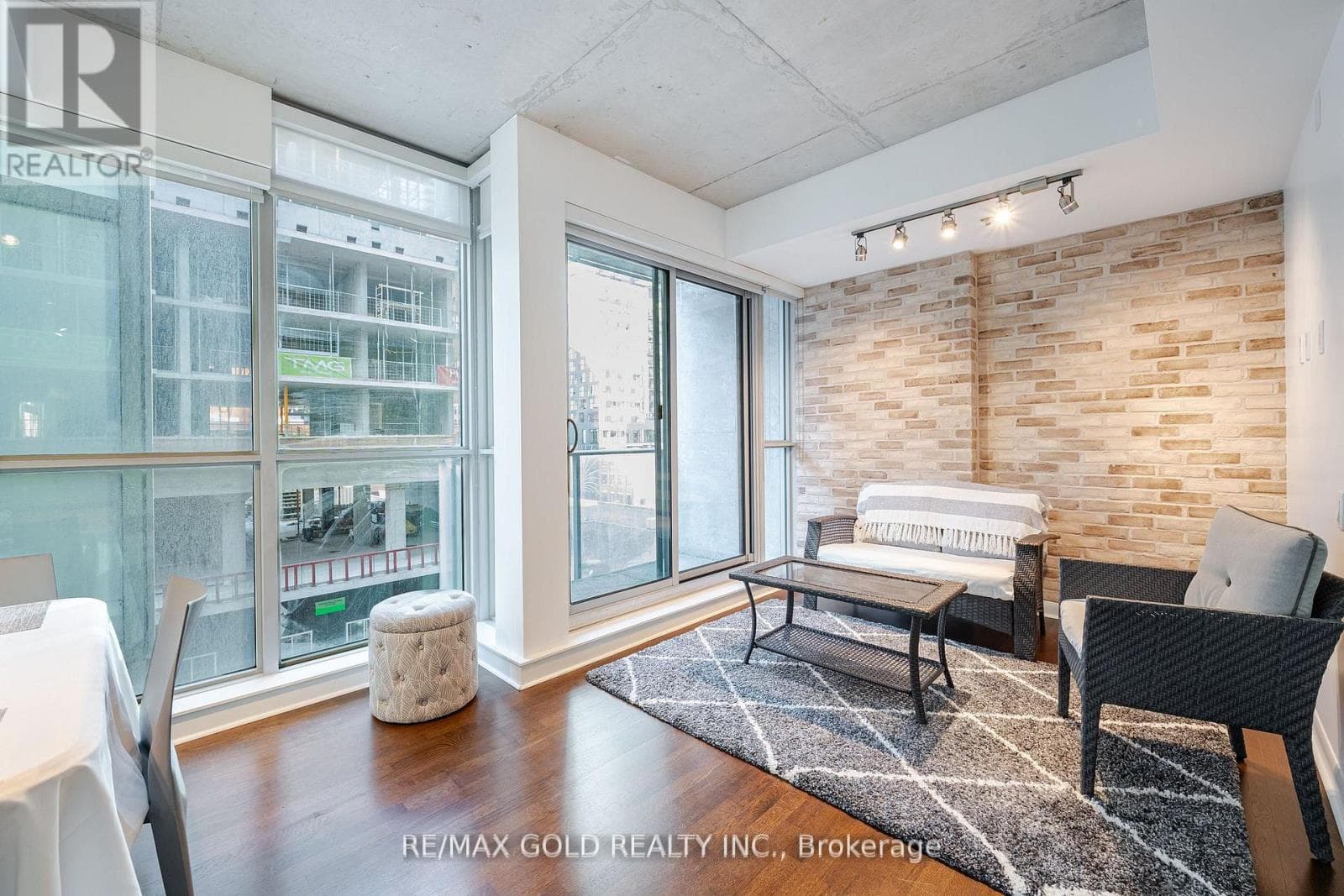 Single Family at 508- 375 King Street, Toronto (Waterfront Communities), Ontario - Photo 8 - RE/MAX Garden City Realty