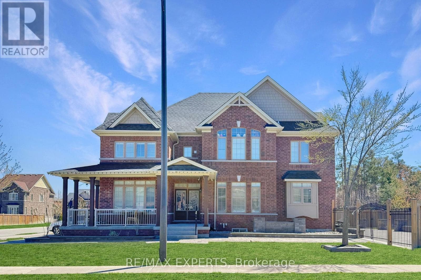 22 Travers Gate