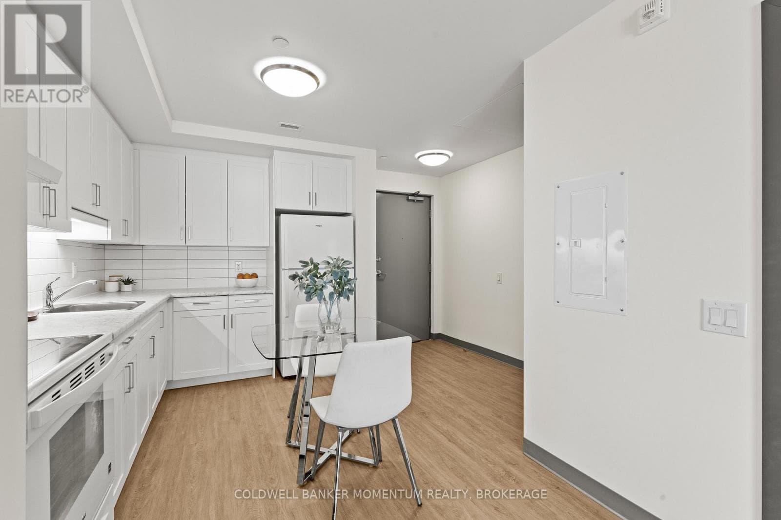 Multi-family at 512- 5 Baker Street, Thorold (Thorold Downtown), Ontario - Photo 6 - RE/MAX Garden City Realty
