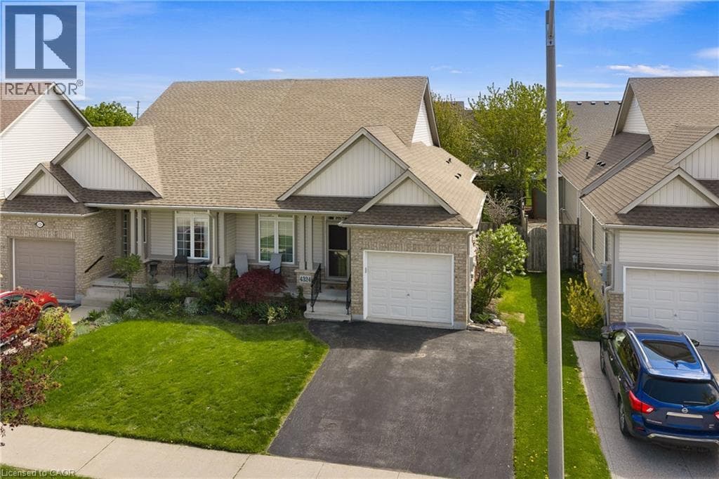 4324 BEVERLEY Crescent