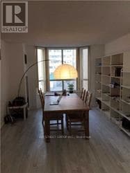 308- 284 Bloor Street