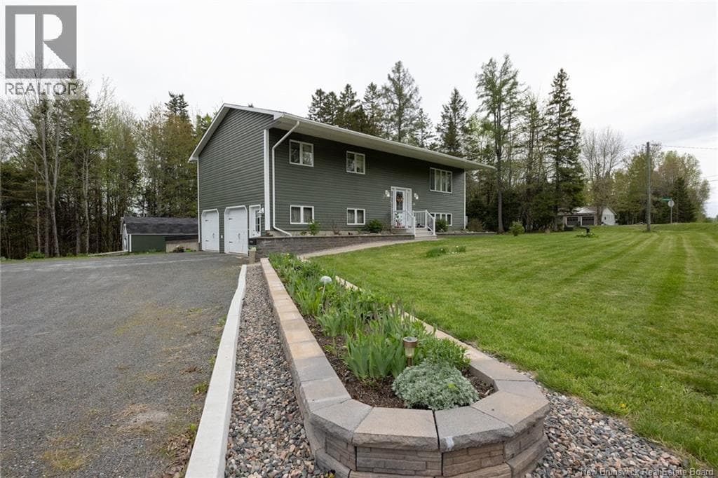 Single Family at , Lincoln, New Brunswick - Photo 3 - RE/MAX Garden City Realty