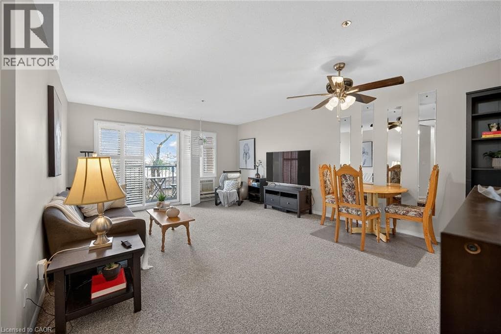 Single Family at 208- 6 NIAGARA Street, Grimsby, Ontario - Photo 10 - RE/MAX Garden City Realty