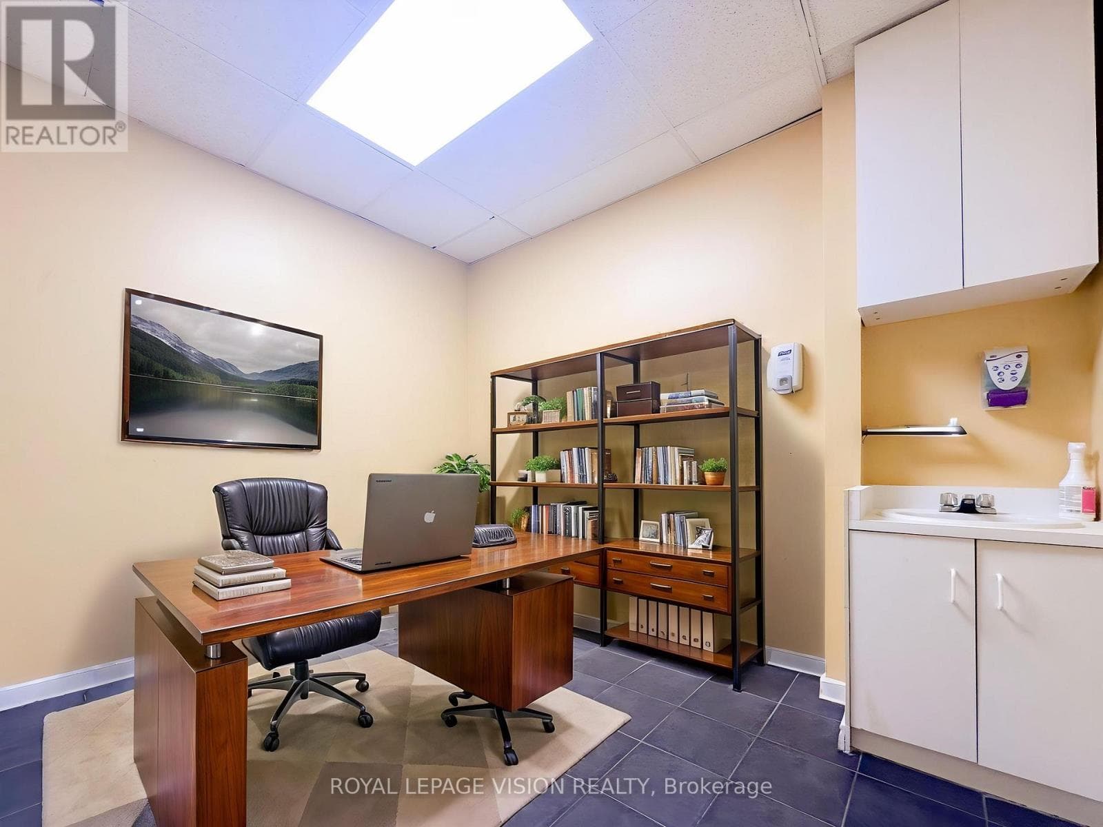 Retail at 1- 2085 Weston Road, Toronto (Weston), Ontario - Photo 5 - RE/MAX Garden City Realty
