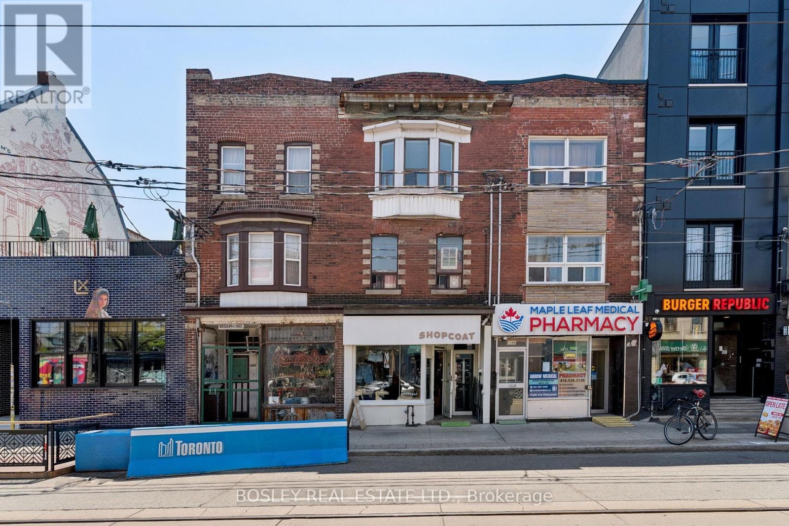 1167 Dundas Street