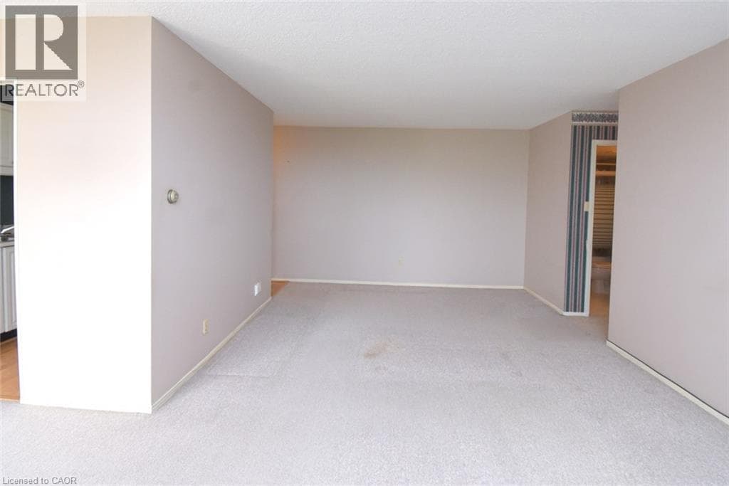 Single Family at 812- 365 GENEVA Street, St. Catharines, Ontario - Photo 8 - RE/MAX Garden City Realty
