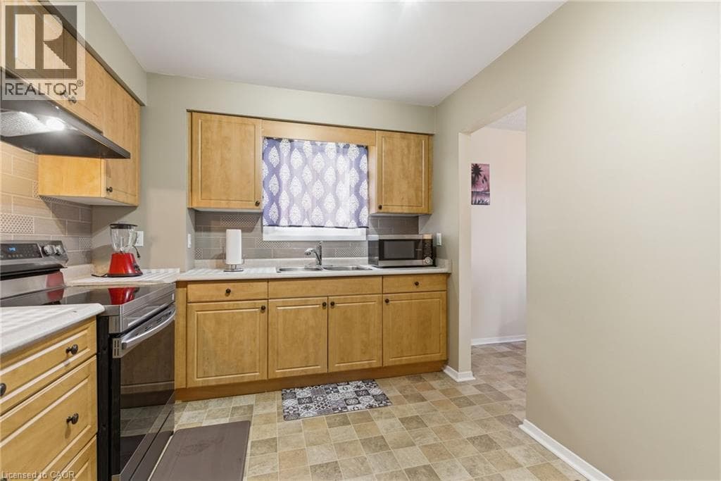 Single Family at 116- 185 DENISTOUN Street, Welland, Ontario - Photo 9 - RE/MAX Garden City Realty