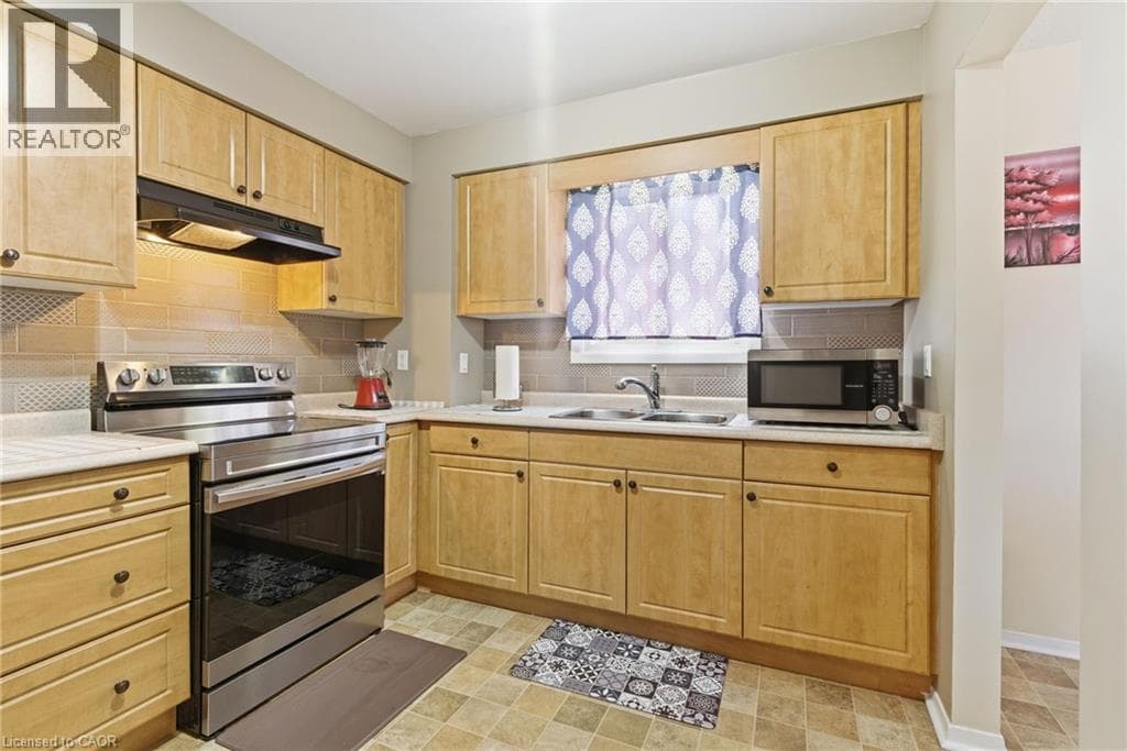 Single Family at 116- 185 DENISTOUN Street, Welland, Ontario - Photo 10 - RE/MAX Garden City Realty