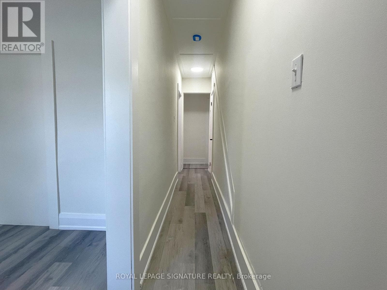 Single Family at Main- 167 Barker Avenue, Toronto (Woodbine-Lumsden), Ontario - Photo 5 - RE/MAX Garden City Realty