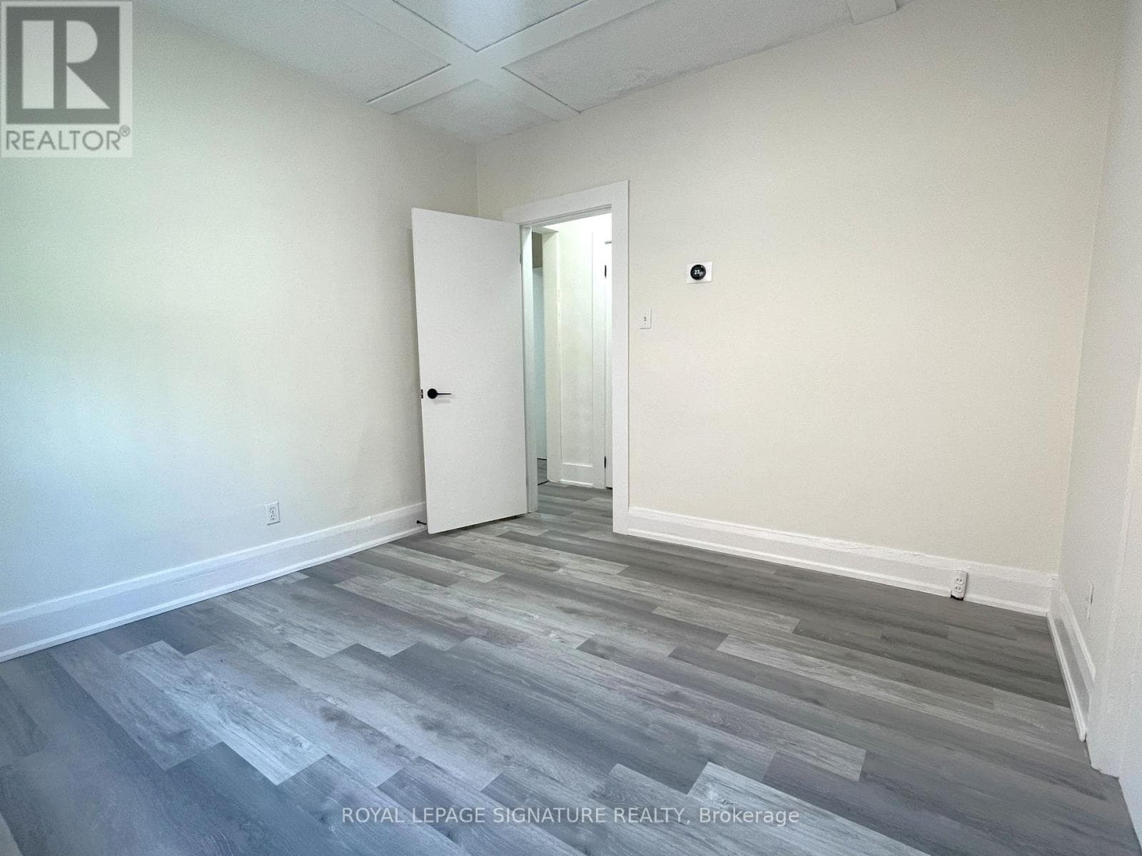 Single Family at Main- 167 Barker Avenue, Toronto (Woodbine-Lumsden), Ontario - Photo 8 - RE/MAX Garden City Realty