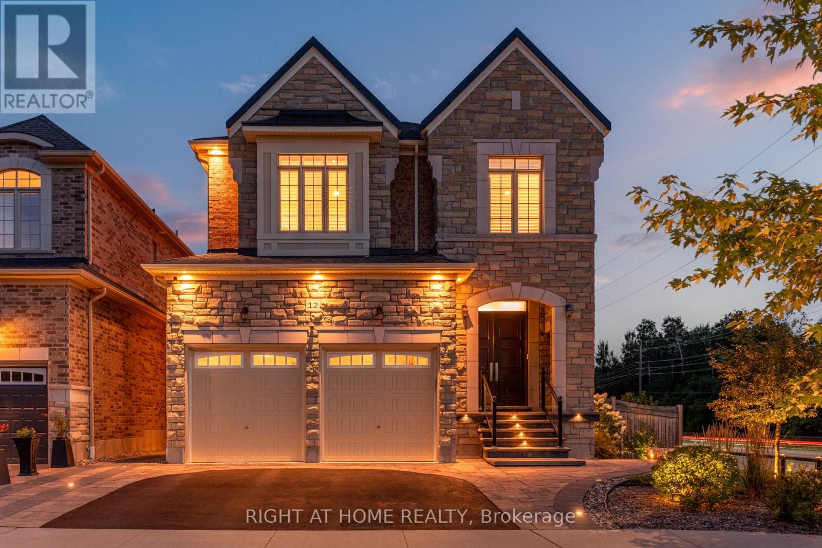 12 Labriola Court