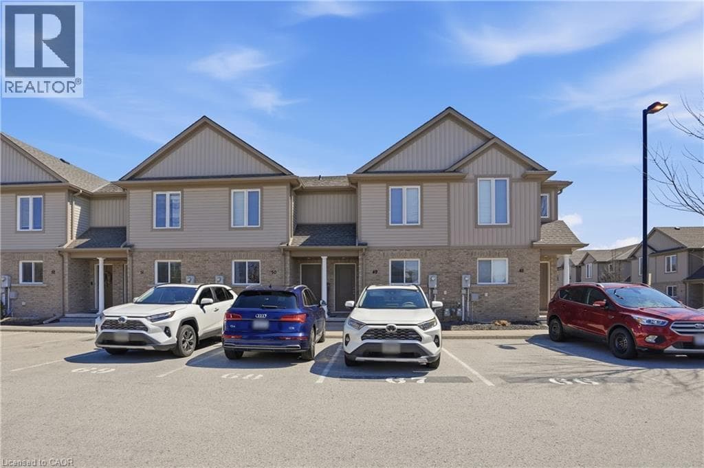 Single Family at 49- 6118 KELSEY Crescent, Niagara Falls, Ontario - Photo 2 - RE/MAX Garden City Realty