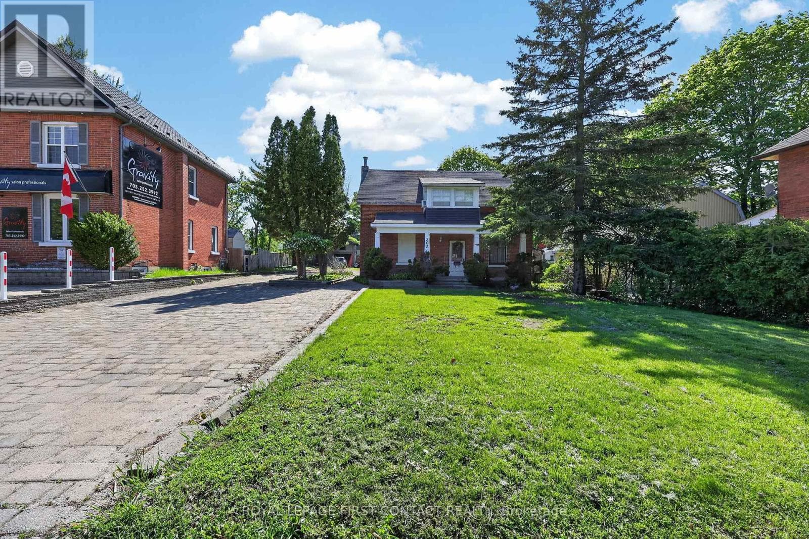 Office at 202 Bradford Street, Barrie (Lakeshore), Ontario - Photo 2 - RE/MAX Garden City Realty