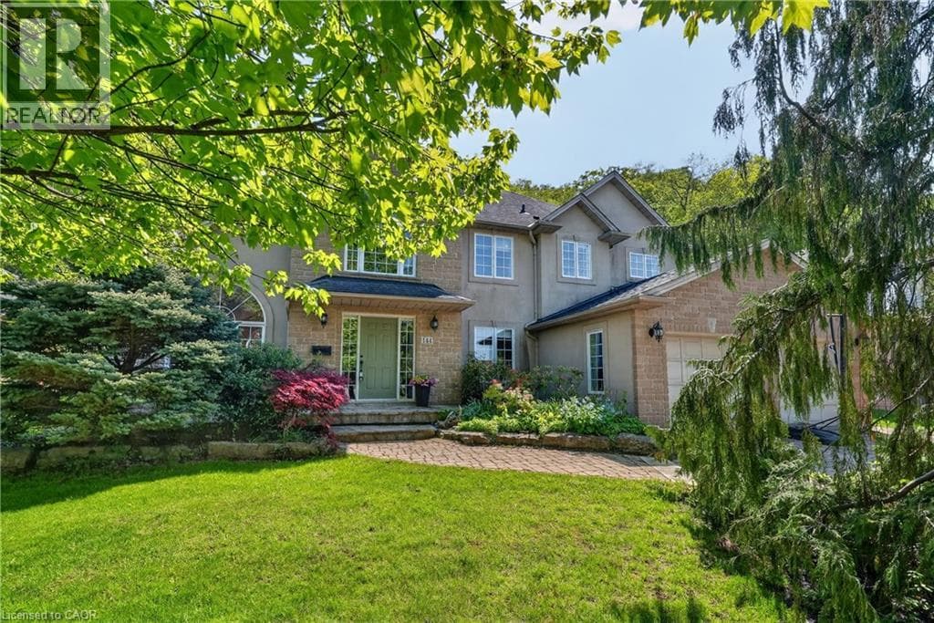 Single Family at 144 DORCHESTER Drive, Grimsby, Ontario - Photo 2 - RE/MAX Garden City Realty