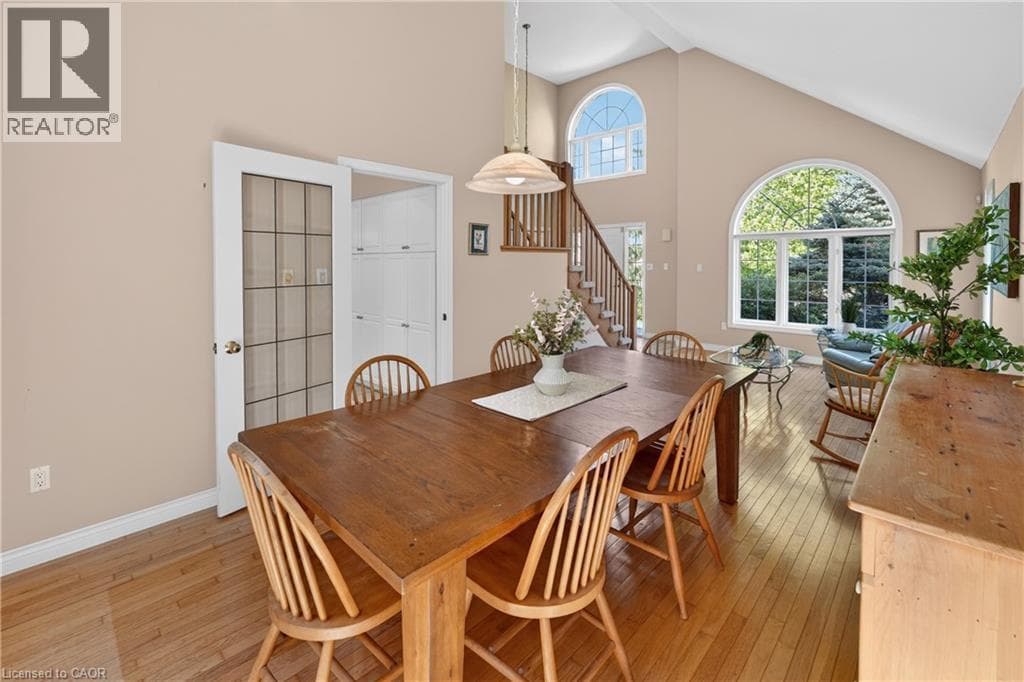 Single Family at 144 DORCHESTER Drive, Grimsby, Ontario - Photo 4 - RE/MAX Garden City Realty