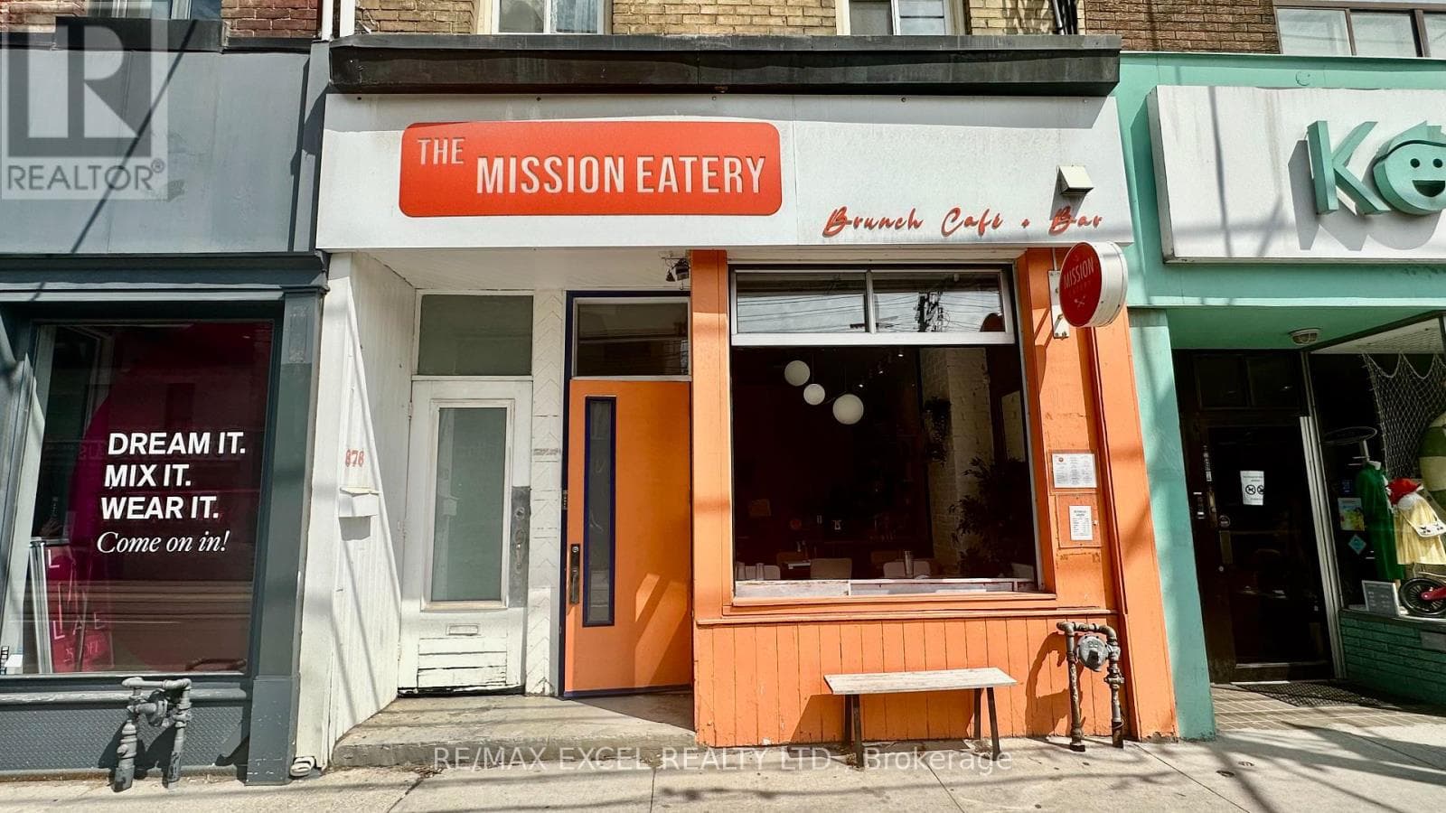 676 Queen Street