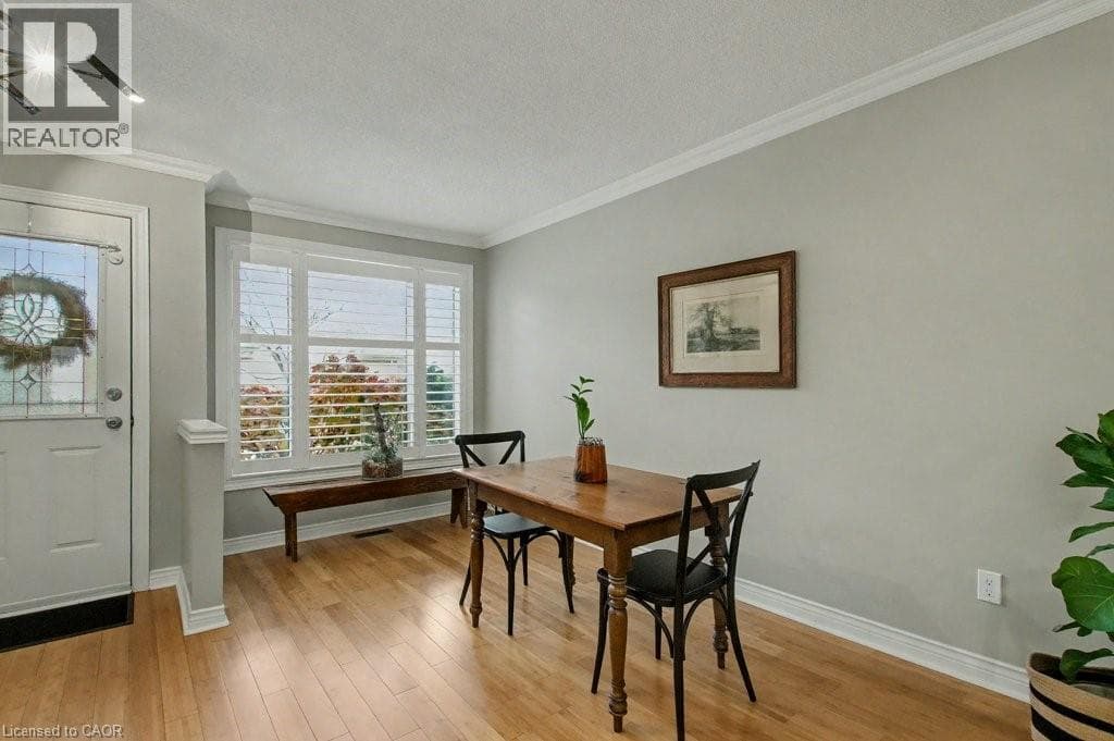 Single Family at 9- 165 MAIN Street, Grimsby, Ontario - Photo 9 - RE/MAX Garden City Realty