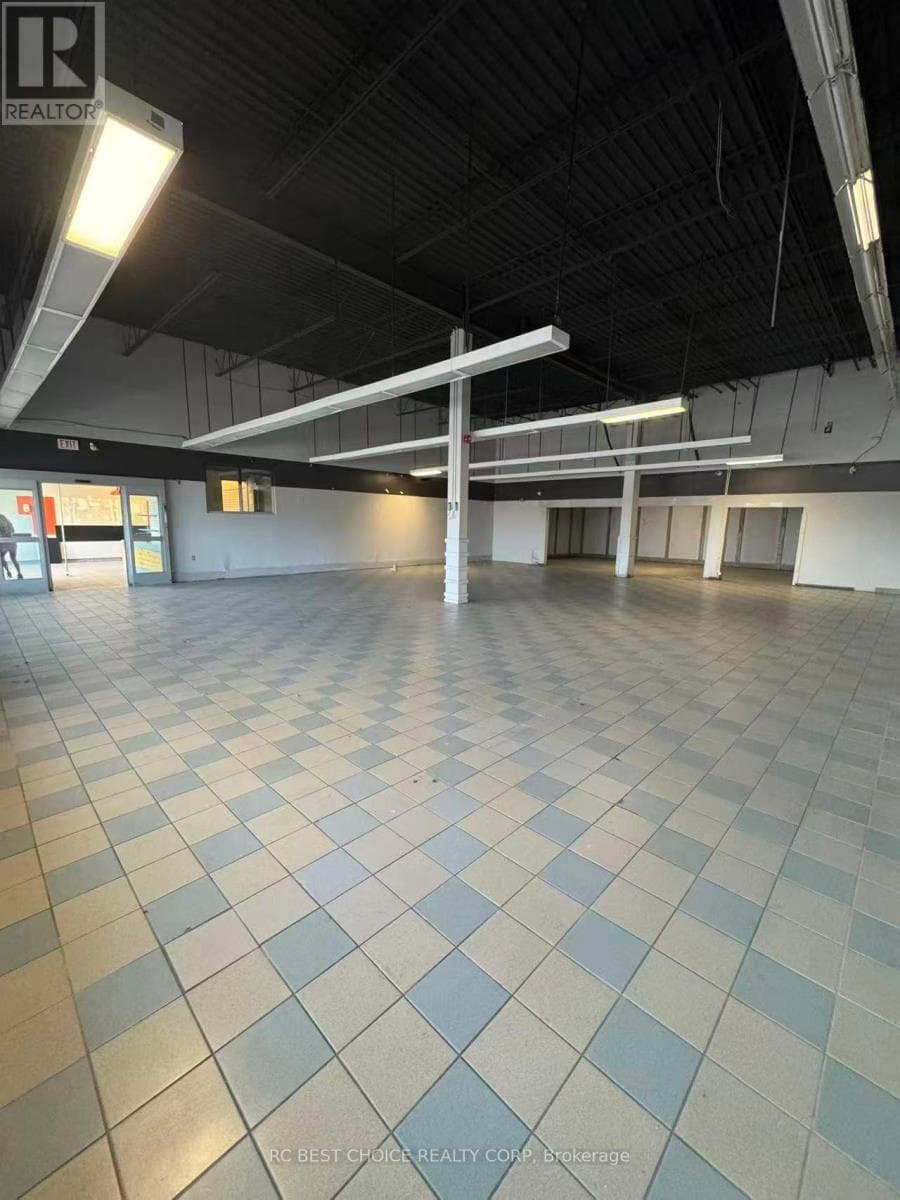 Retail at 6- 2568 Finch Avenue, Toronto (Humber Summit), Ontario - Photo 4 - RE/MAX Garden City Realty