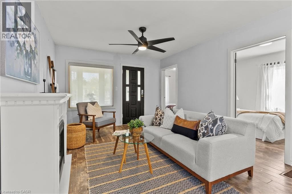 Single Family at 10 MONCK Street, St. Catharines, Ontario - Photo 8 - RE/MAX Garden City Realty