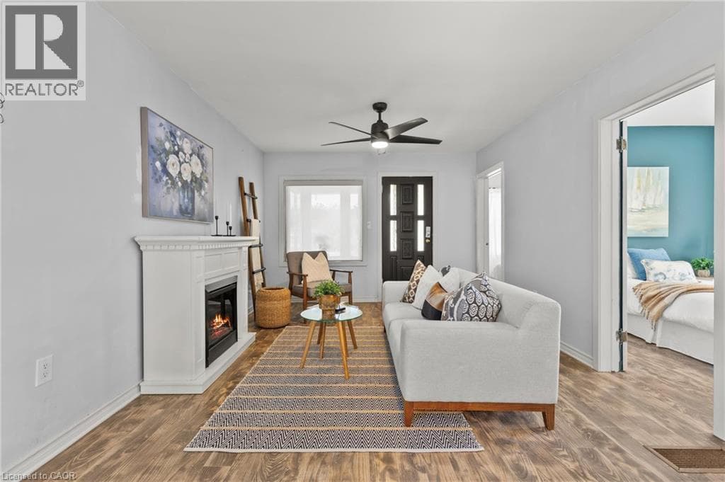 Single Family at 10 MONCK Street, St. Catharines, Ontario - Photo 9 - RE/MAX Garden City Realty