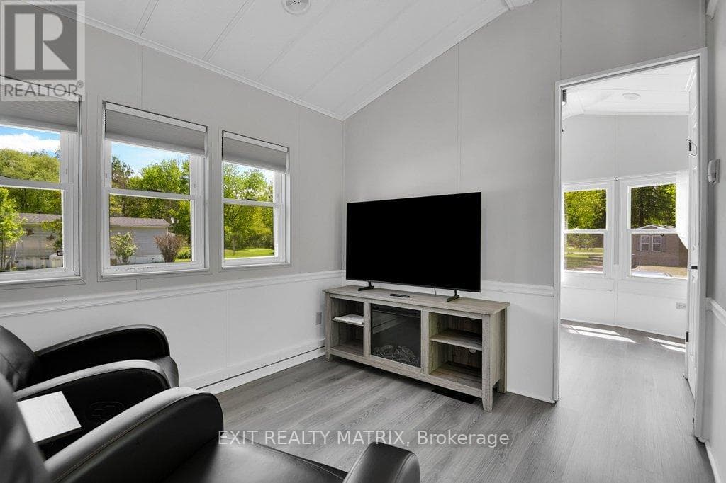 Single Family at 1376 Tigerlily Private, Ottawa, Ontario - Photo 6 - RE/MAX Garden City Realty