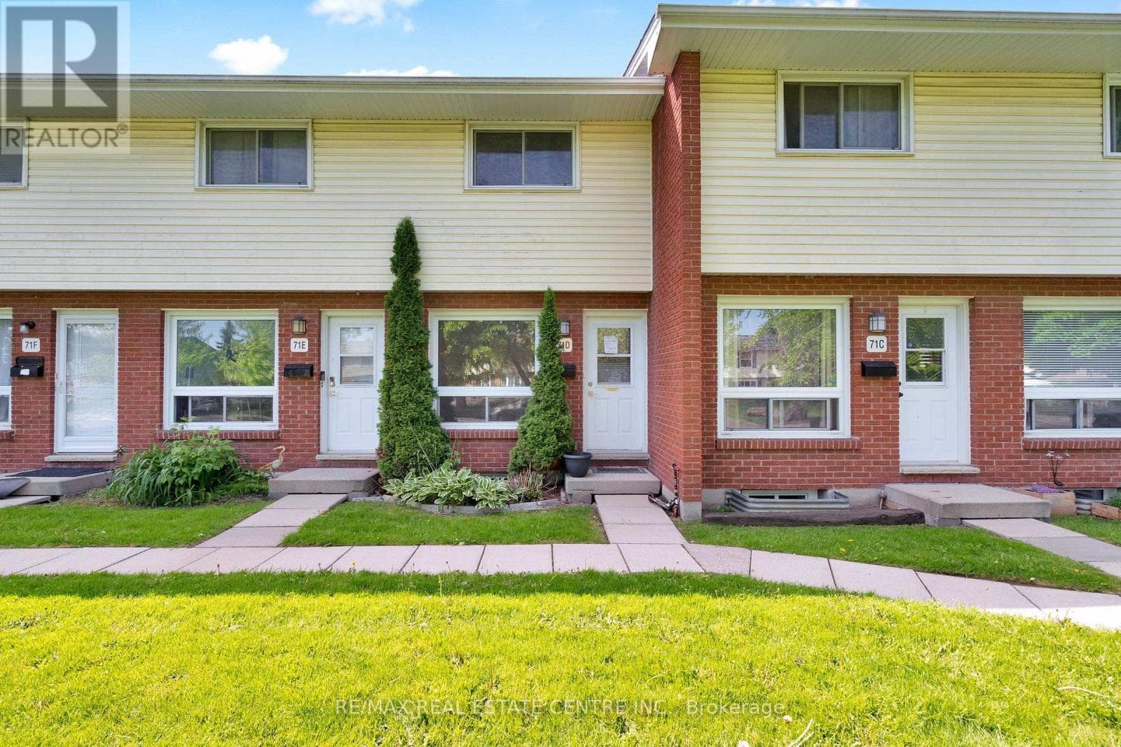 D- 71D Wellesley Crescent