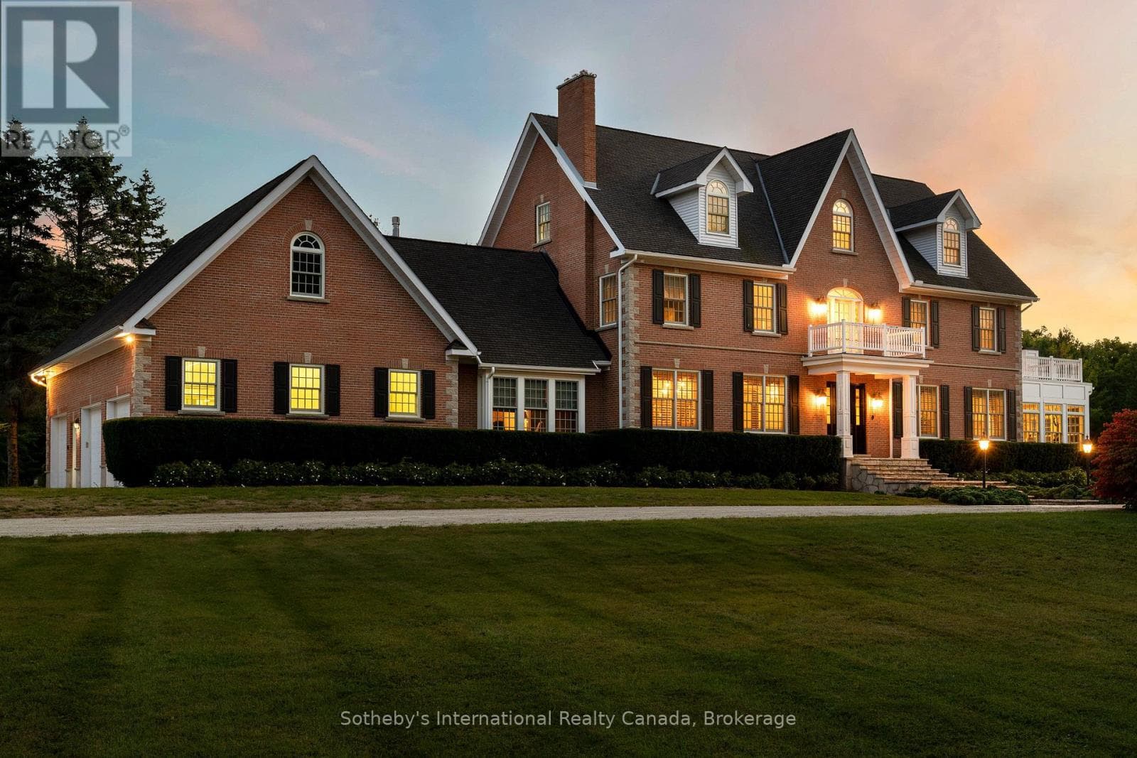 7781 Poplar Sideroad