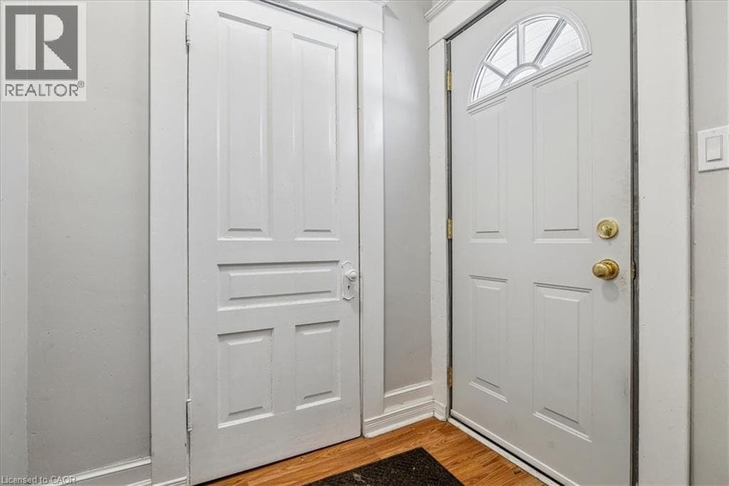 Single Family at Main- 155 LAKE Street, St. Catharines, Ontario - Photo 4 - RE/MAX Garden City Realty