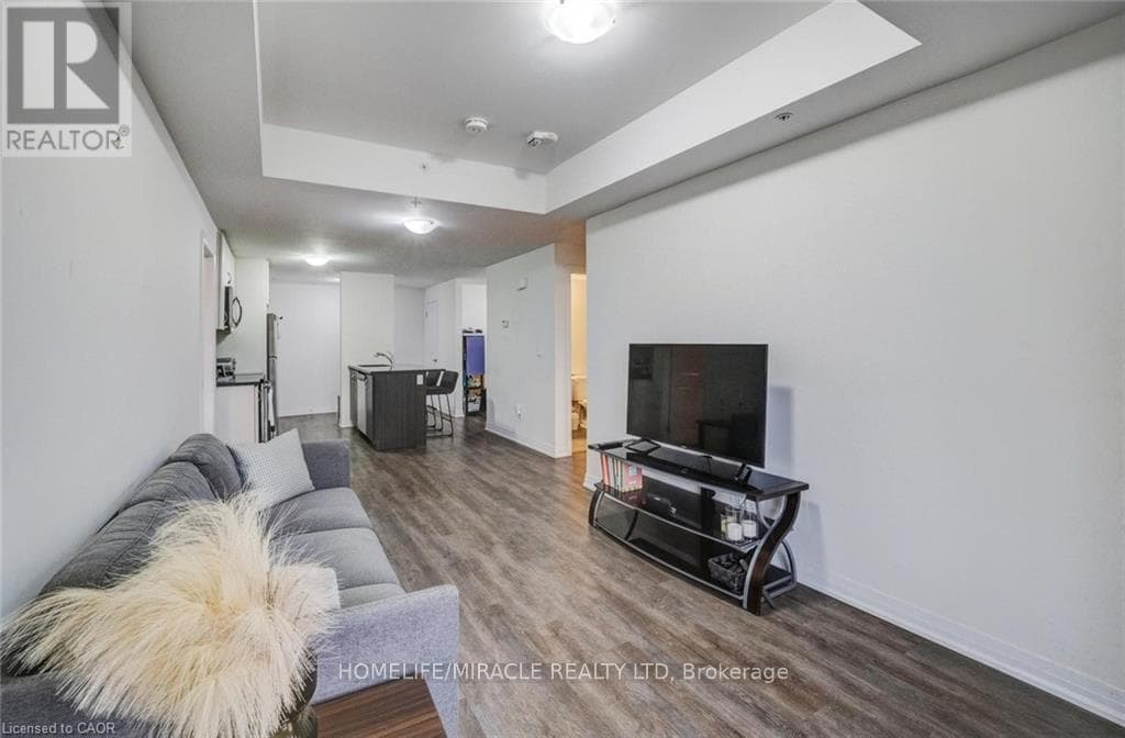 Single Family at 705- 2635 William Jackson Drive, Pickering (Duffin Heights), Ontario - Photo 10 - RE/MAX Garden City Realty