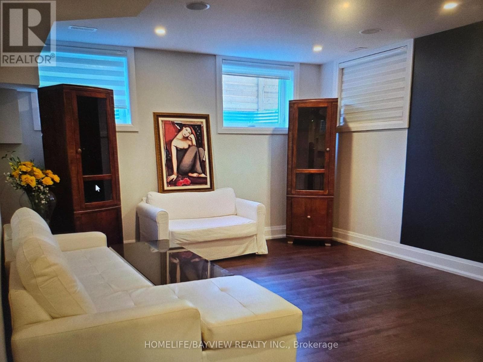 Single Family at 11 walnut Crescent, Toronto (Long Branch), Ontario - Photo 7 - RE/MAX Garden City Realty
