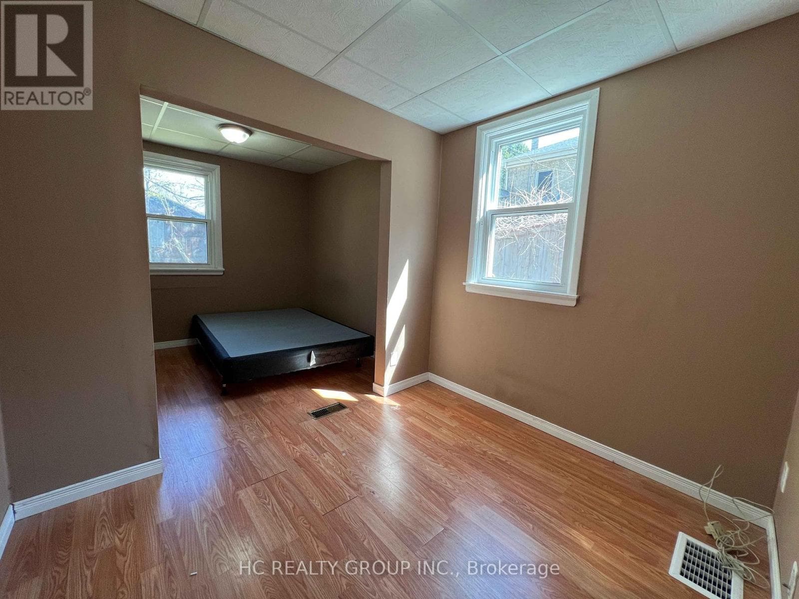 Multi-family at Upper Unit- 416 Oxford Street, London East (East B), Ontario - Photo 10 - RE/MAX Garden City Realty